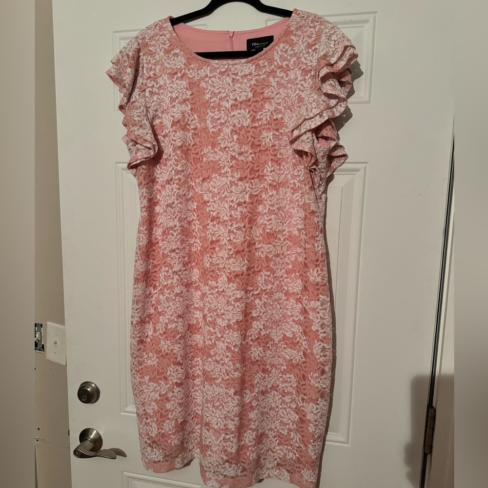 Women’s Dress (size 18)